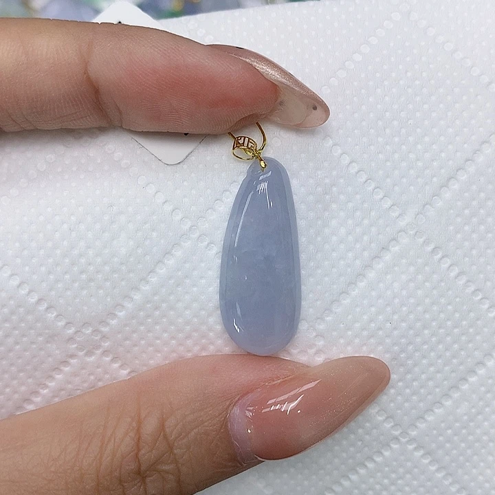 颈饰18K金镶嵌翡翠