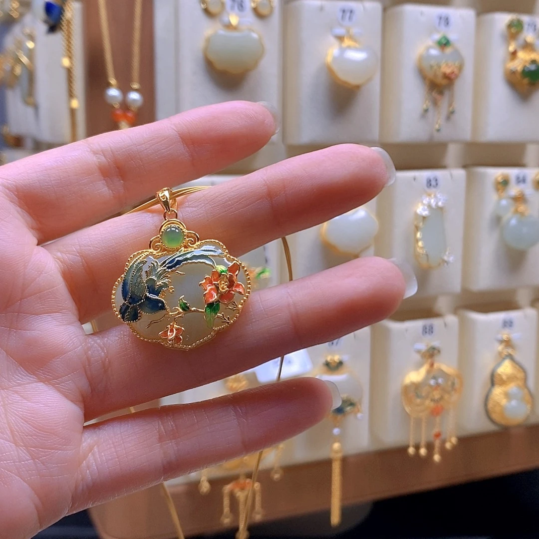 和田玉银S925镶嵌颈饰