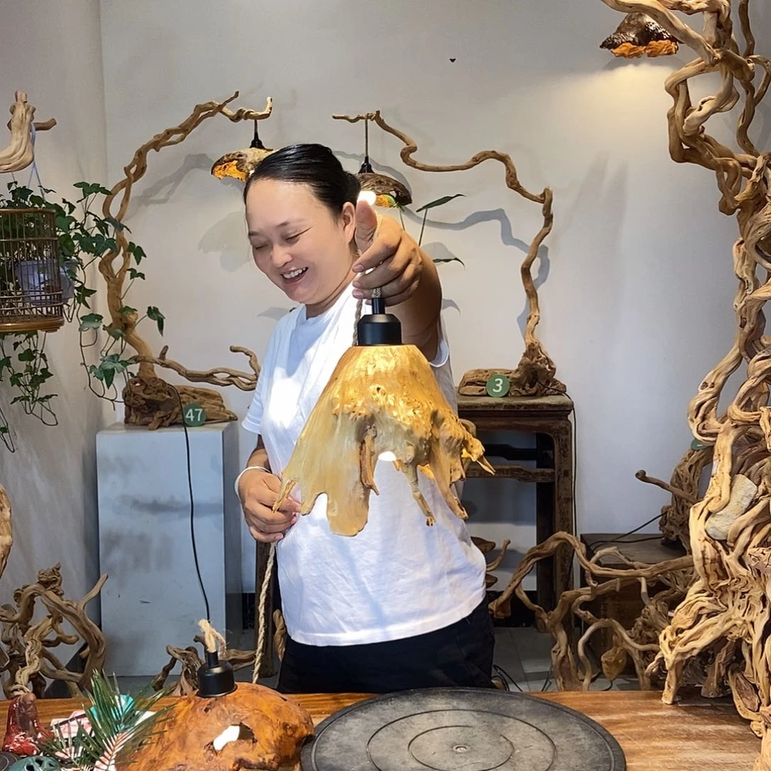 陈***陈天然根雕陶制艺术品
