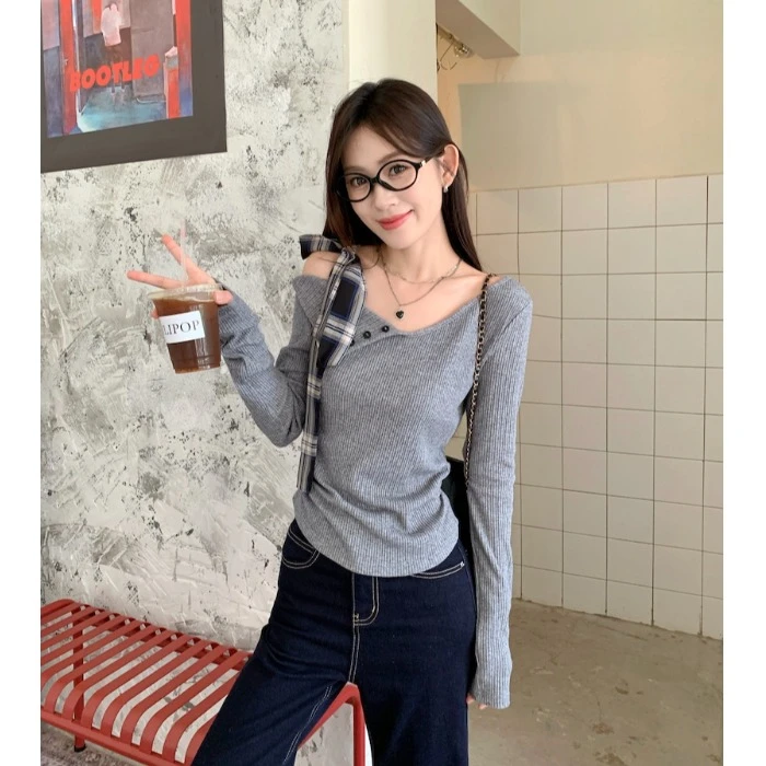 灰色一字肩针织打底衫女早秋chic甜辣露肩蝴蝶结短款独特别致上衣