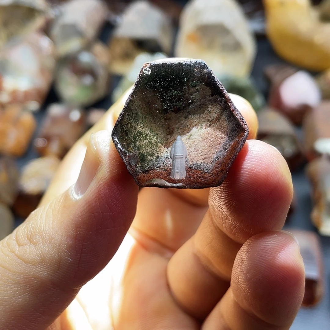 未镶嵌水晶珠宝半成品