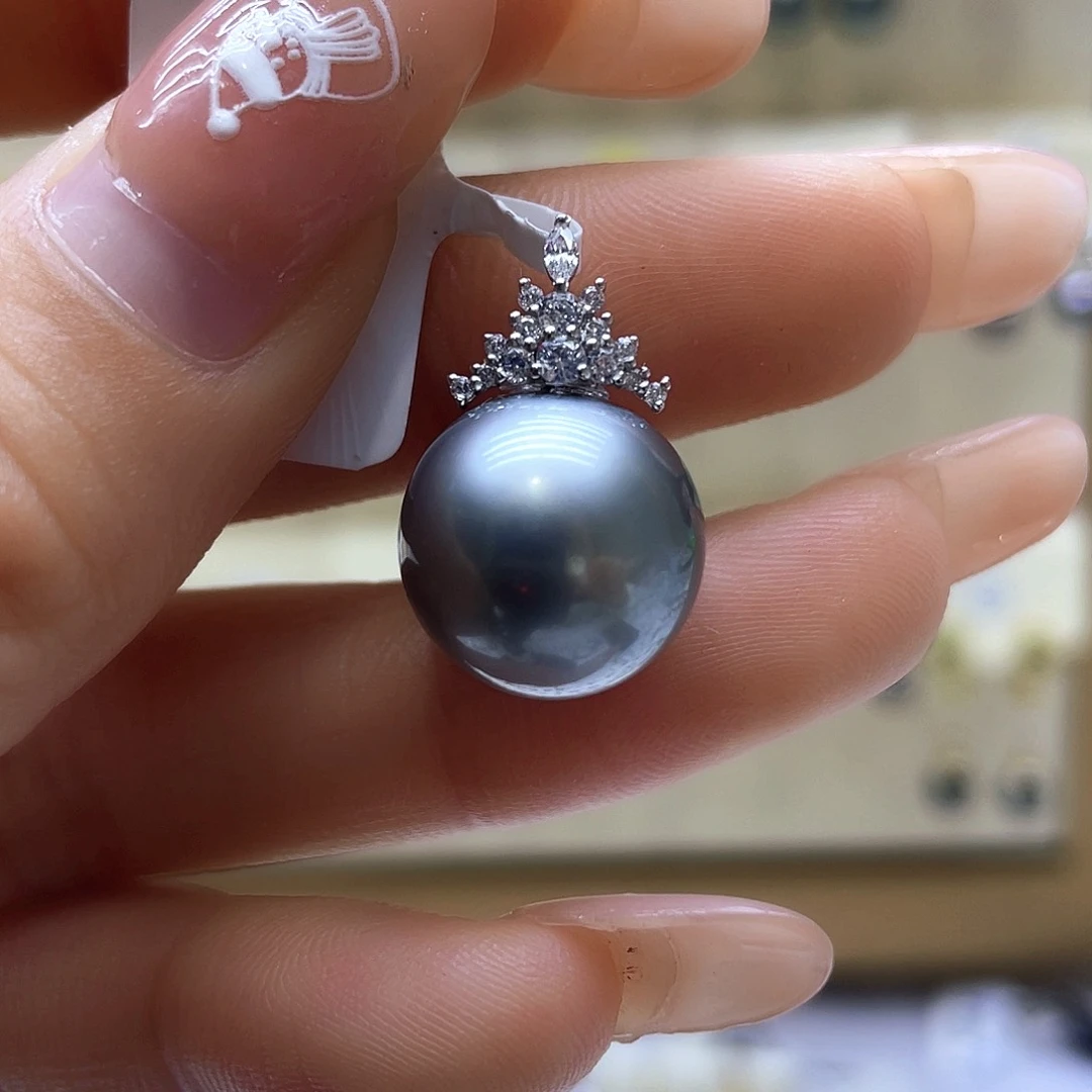 海水珍珠颈饰18K金镶嵌