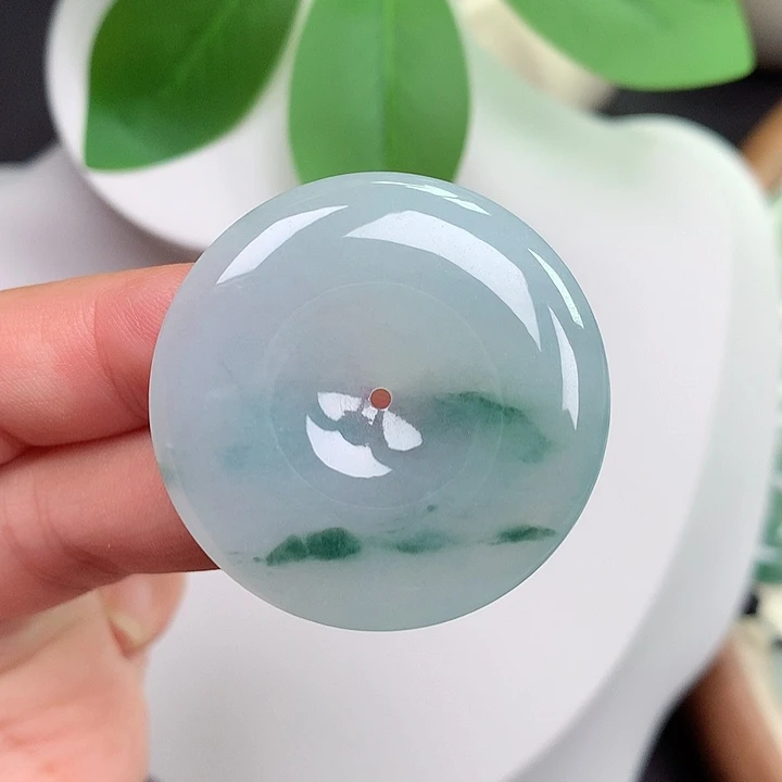 颈饰未镶嵌翡翠平安扣 35.6x5.8mm