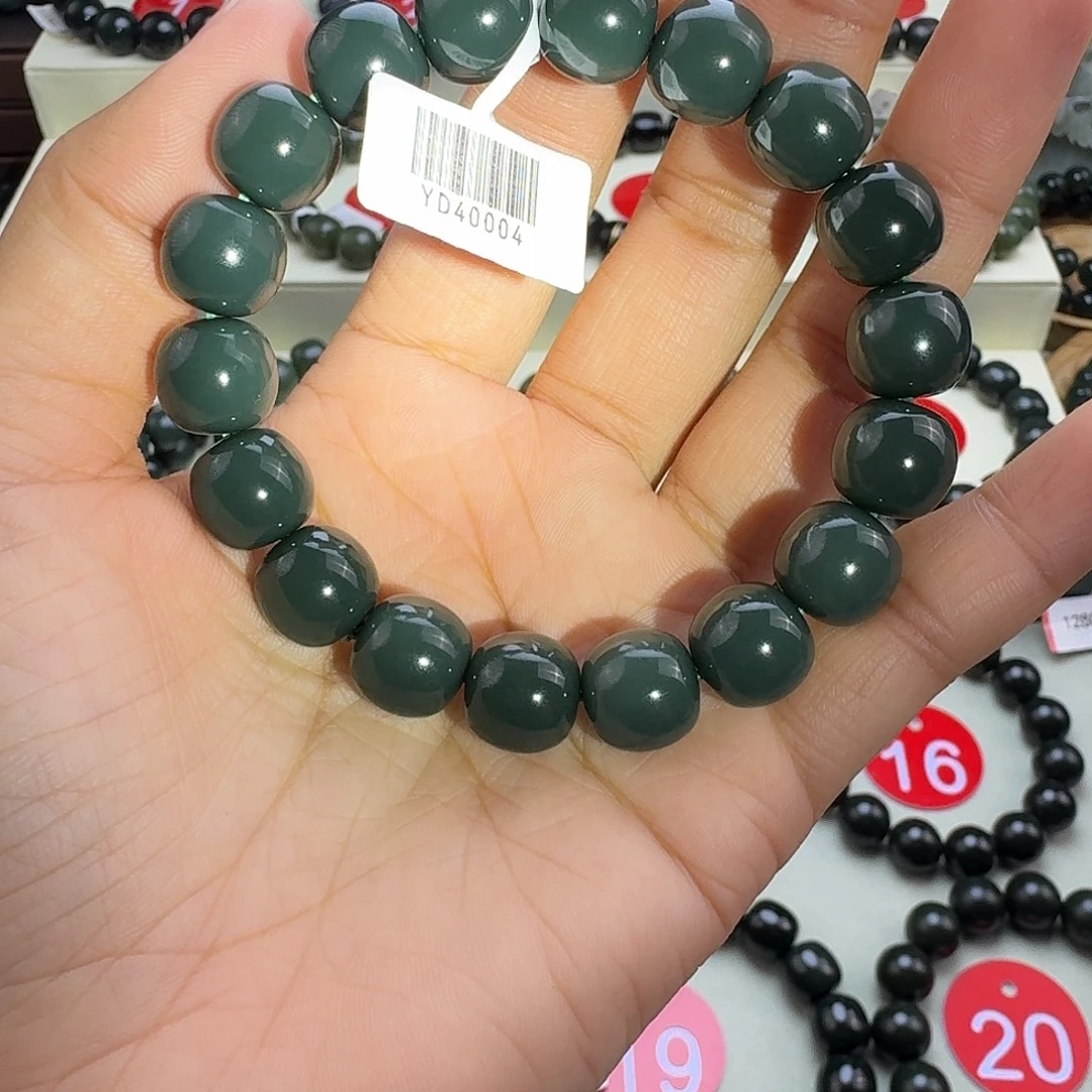 和田玉未镶嵌手串