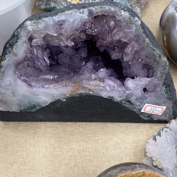 紫晶未镶嵌珠宝半成品