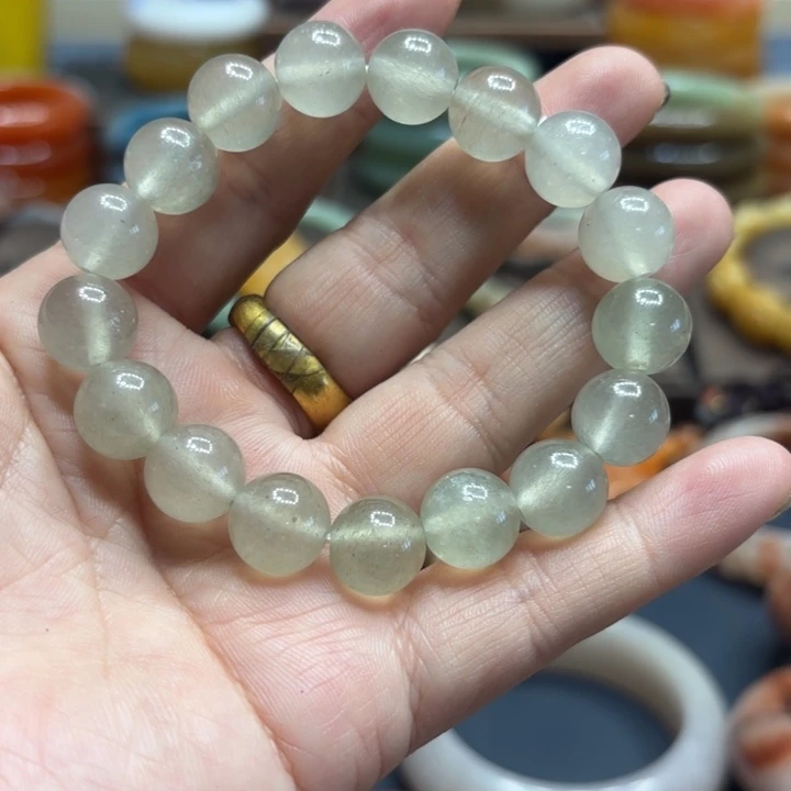石英岩玉合金颈饰