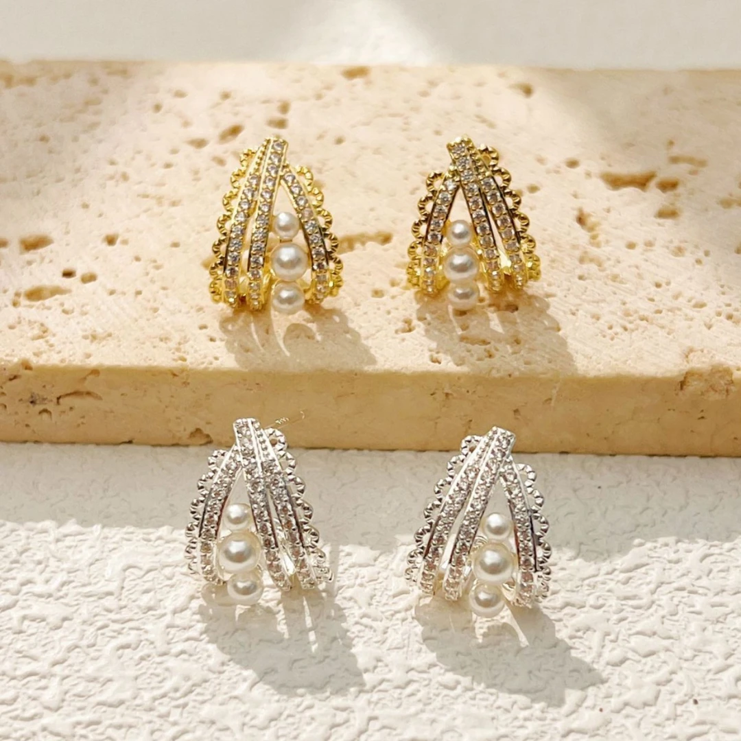 铜合金合成锆石耳饰 高级蕾丝法式耳环轻奢风通勤耳饰女百搭配饰