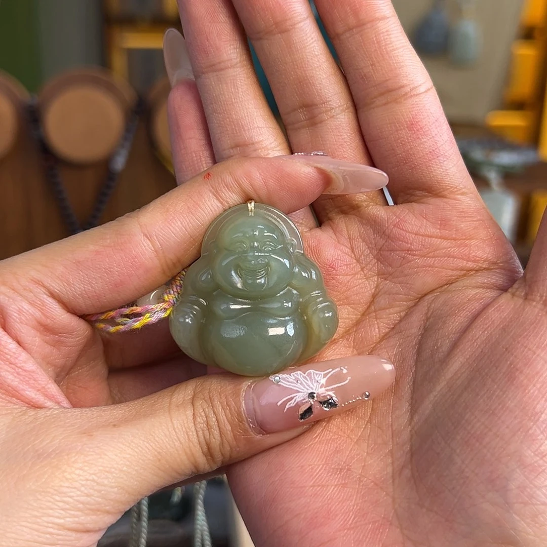 和田玉项链未镶嵌蓝