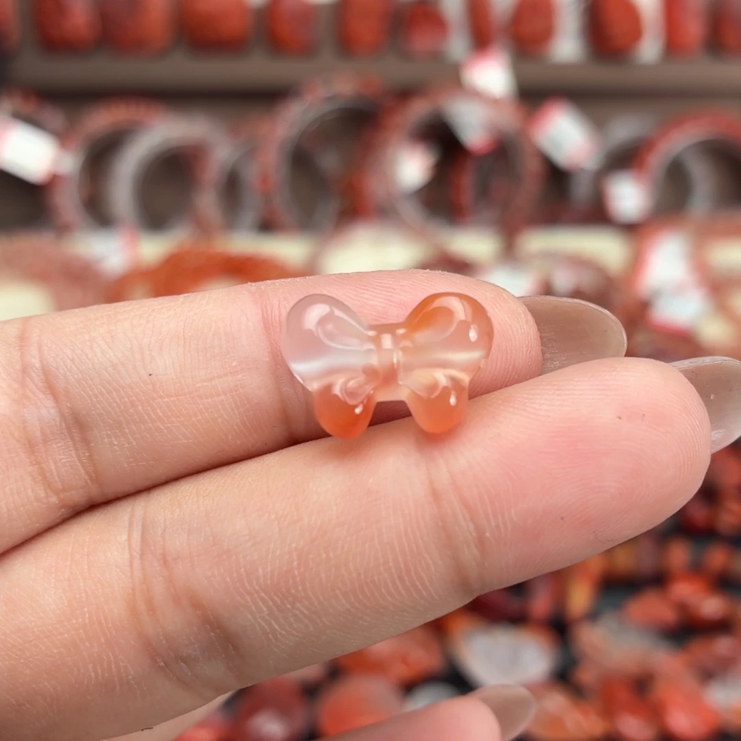 南红玛瑙未镶嵌颈饰左右通孔蝴蝶结