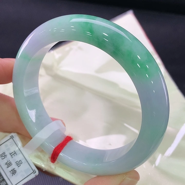 翡翠手镯未镶嵌正圈57.5