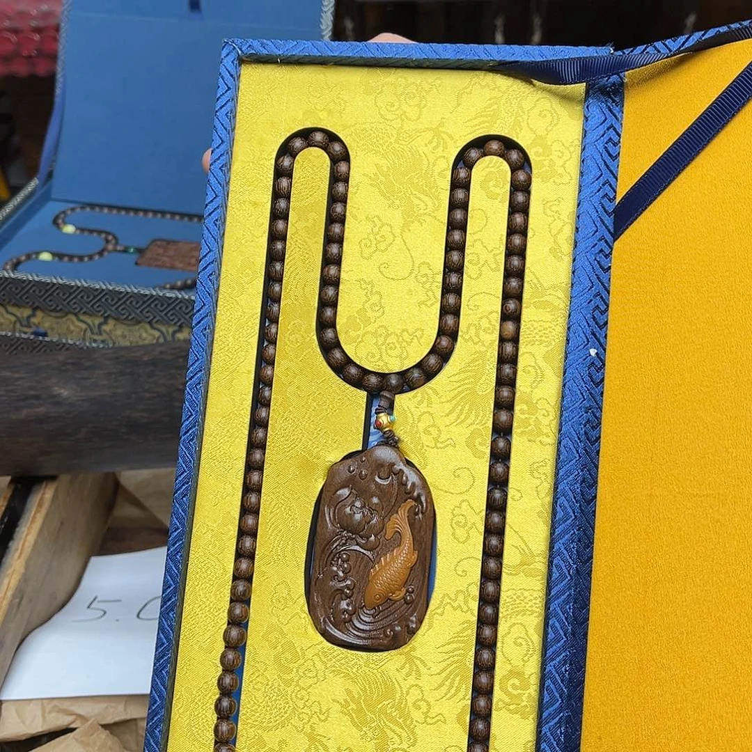 大叶紫檀（黑酸枝木类）