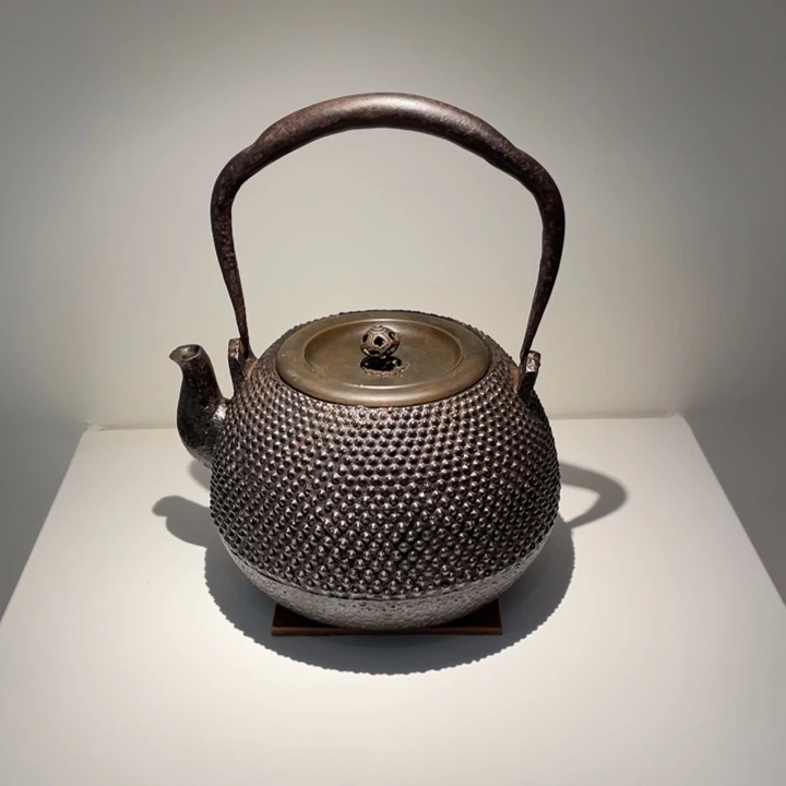 龙文堂造平宝珠型壶
