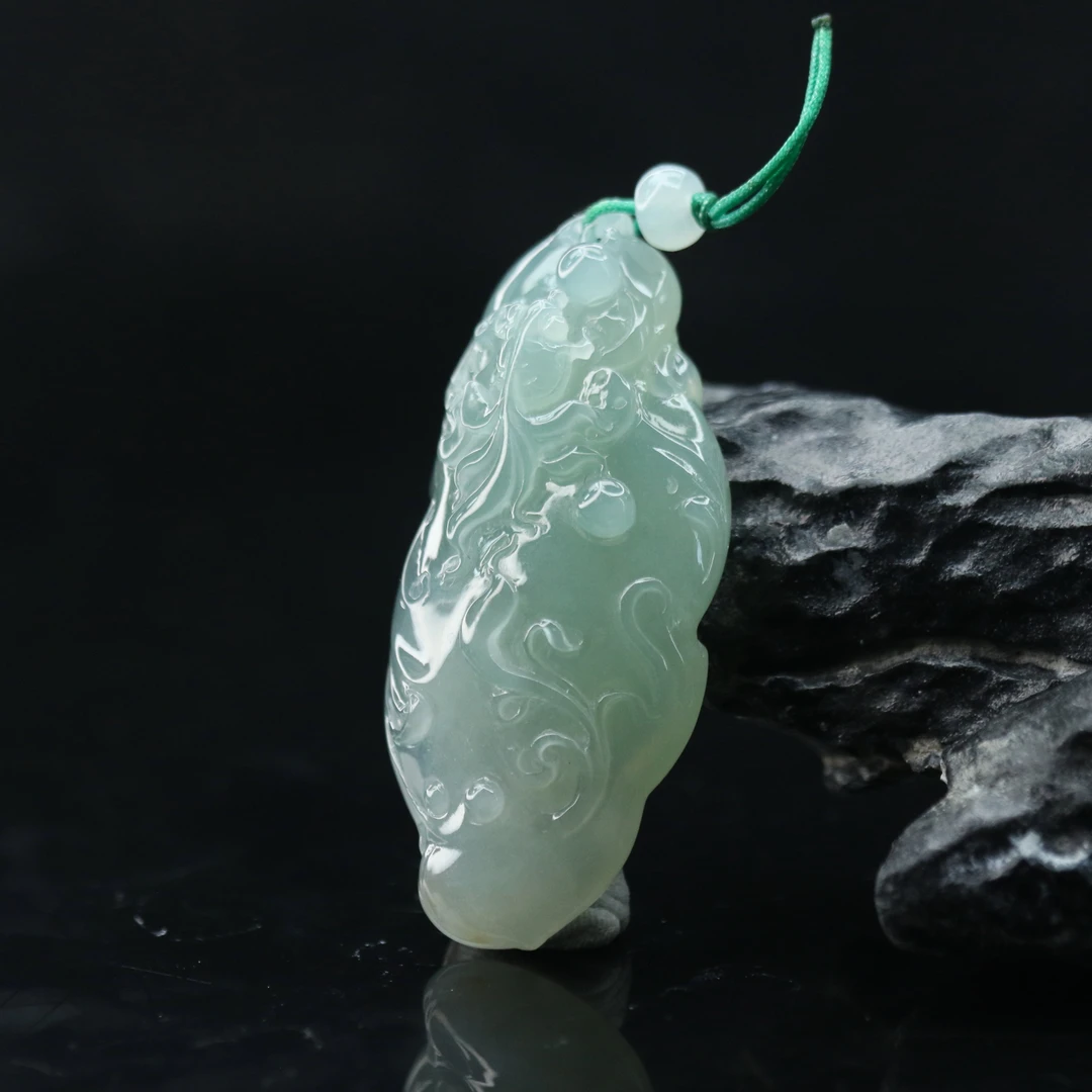 FC49天然缅甸翡翠A货冰吊坠/300829/保利厦门拍卖