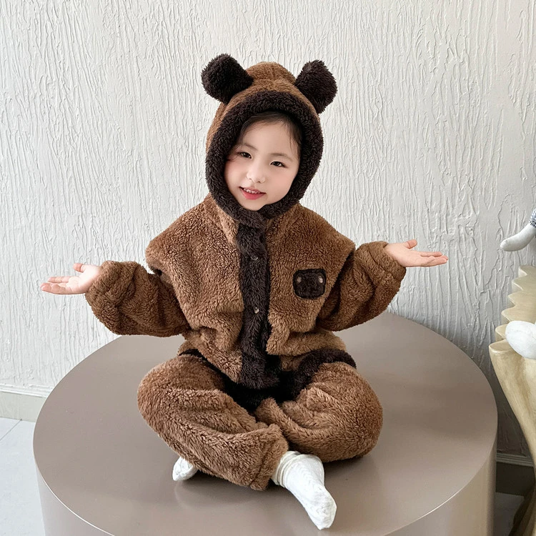 儿童珊瑚绒睡衣冬季女童家居服2025新款女孩宝宝法兰绒加厚家居服