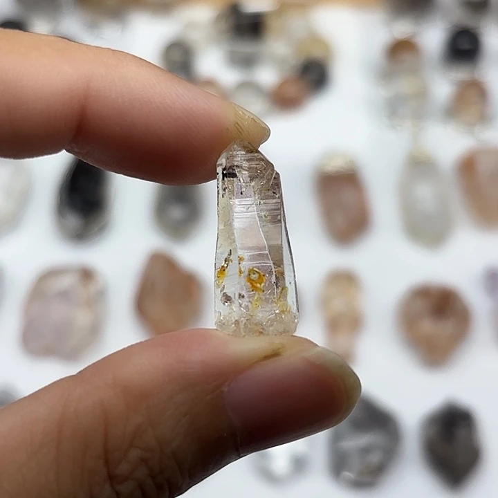 未镶嵌颈饰水晶巴基斯坦油胆闪灵钻26mm+