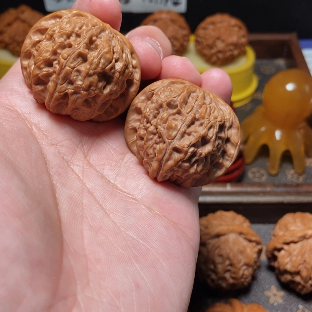 吊坠文玩核桃楓*血麒麟