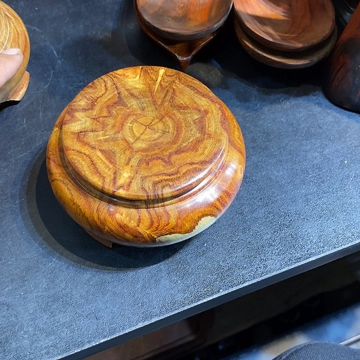 笑***缨底座一个特价包邮