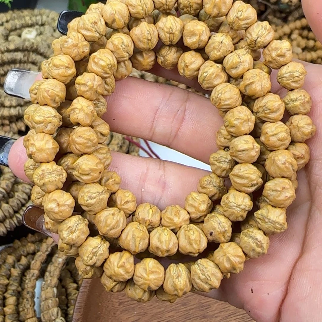 王***翀吊坠柏香籽/百香籽