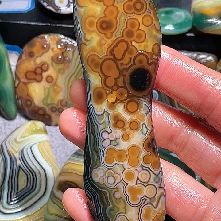 玛瑙未镶嵌珠宝奇石用****7