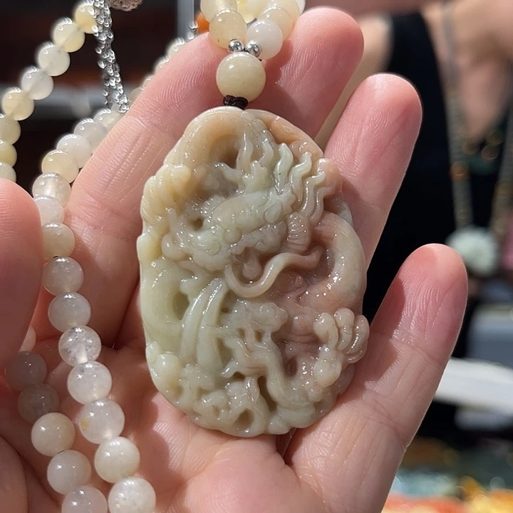 岫玉未镶嵌毛衣链