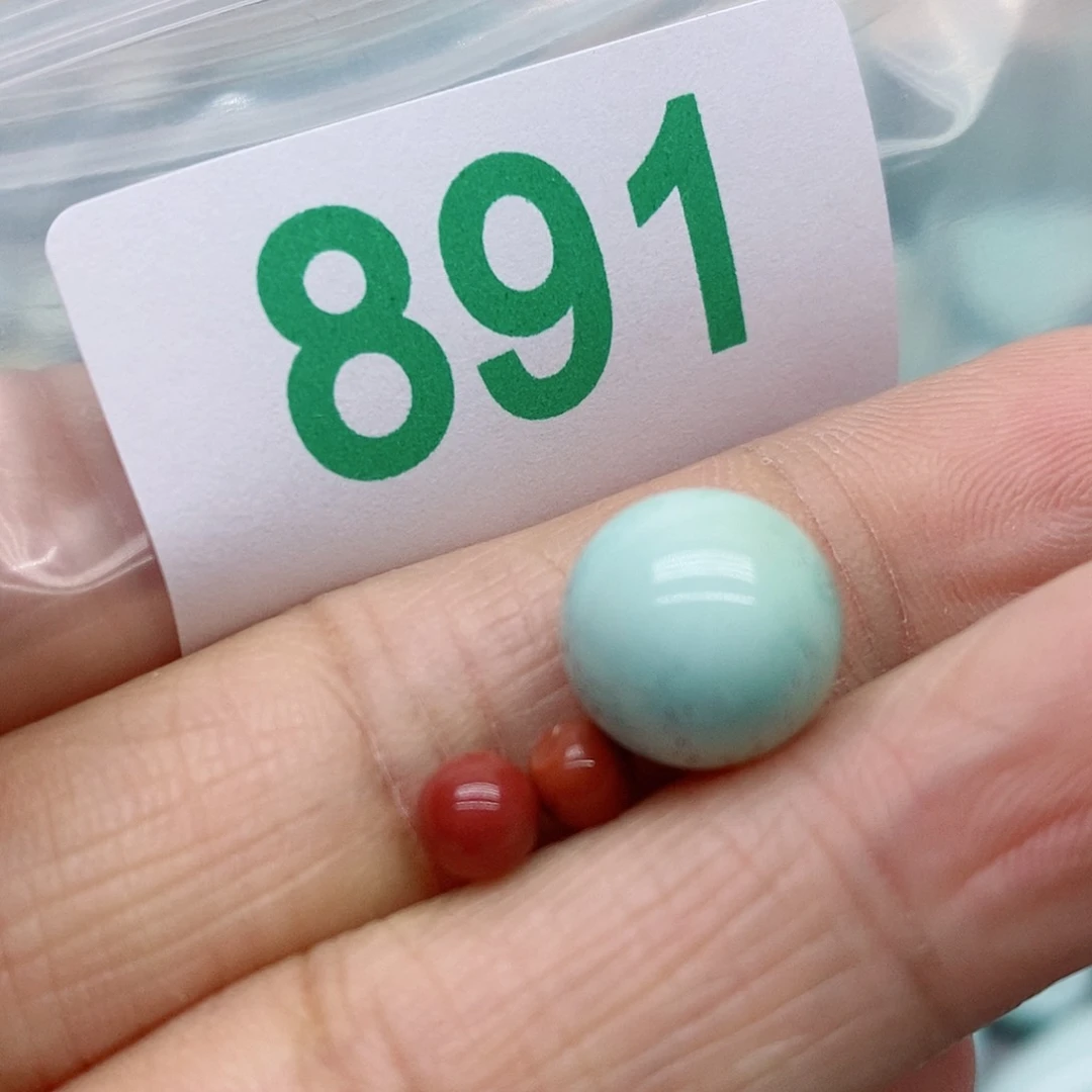 南红玛瑙未镶嵌珠宝奇石