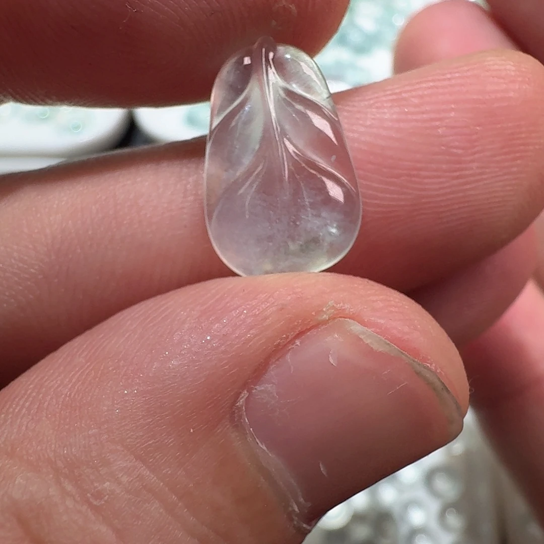 翡翠未镶嵌颈饰树叶