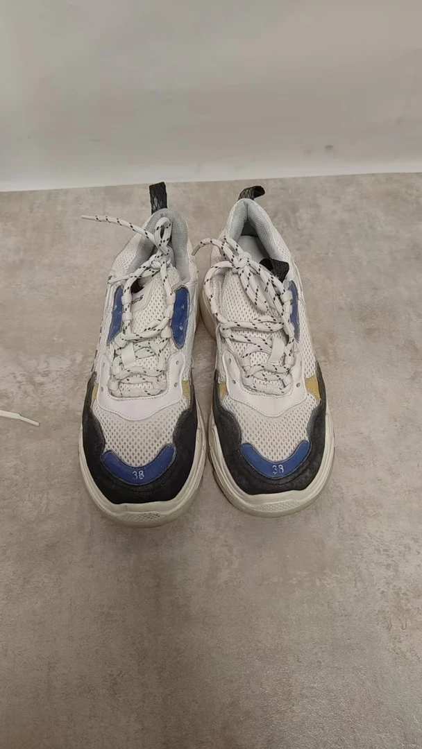 瑞丽家女鞋超轻款透气款春秋低帮女鞋网红百搭时尚潮鞋个性