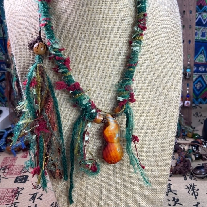 玛瑙/玉髓未镶嵌颈饰