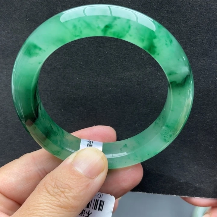 石英质玉未镶嵌手镯53/54