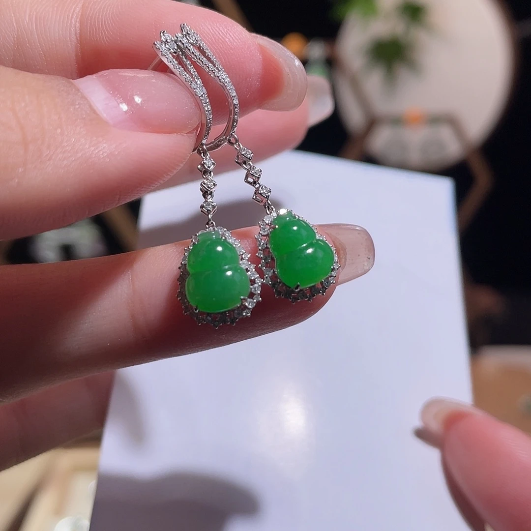 翡翠18K金镶嵌耳饰