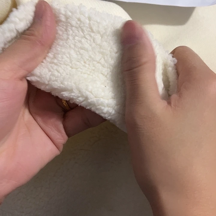 米白色羊驼绒1.8+2米长带螺纹