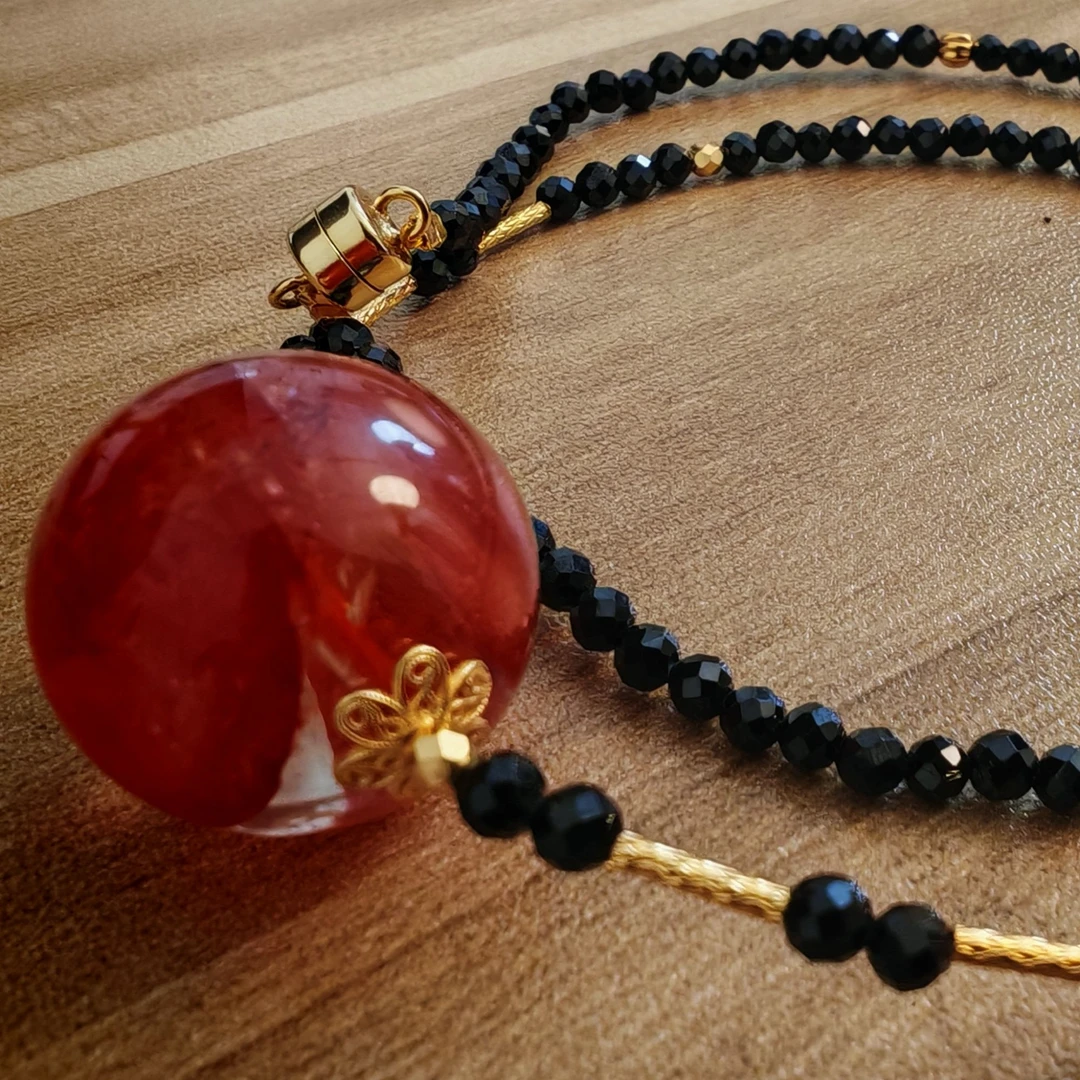 【熔岩沉星】天然顶配红胶花设计款项链