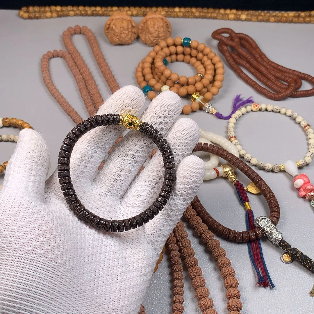 椰蒂吊坠。。。。。。。。