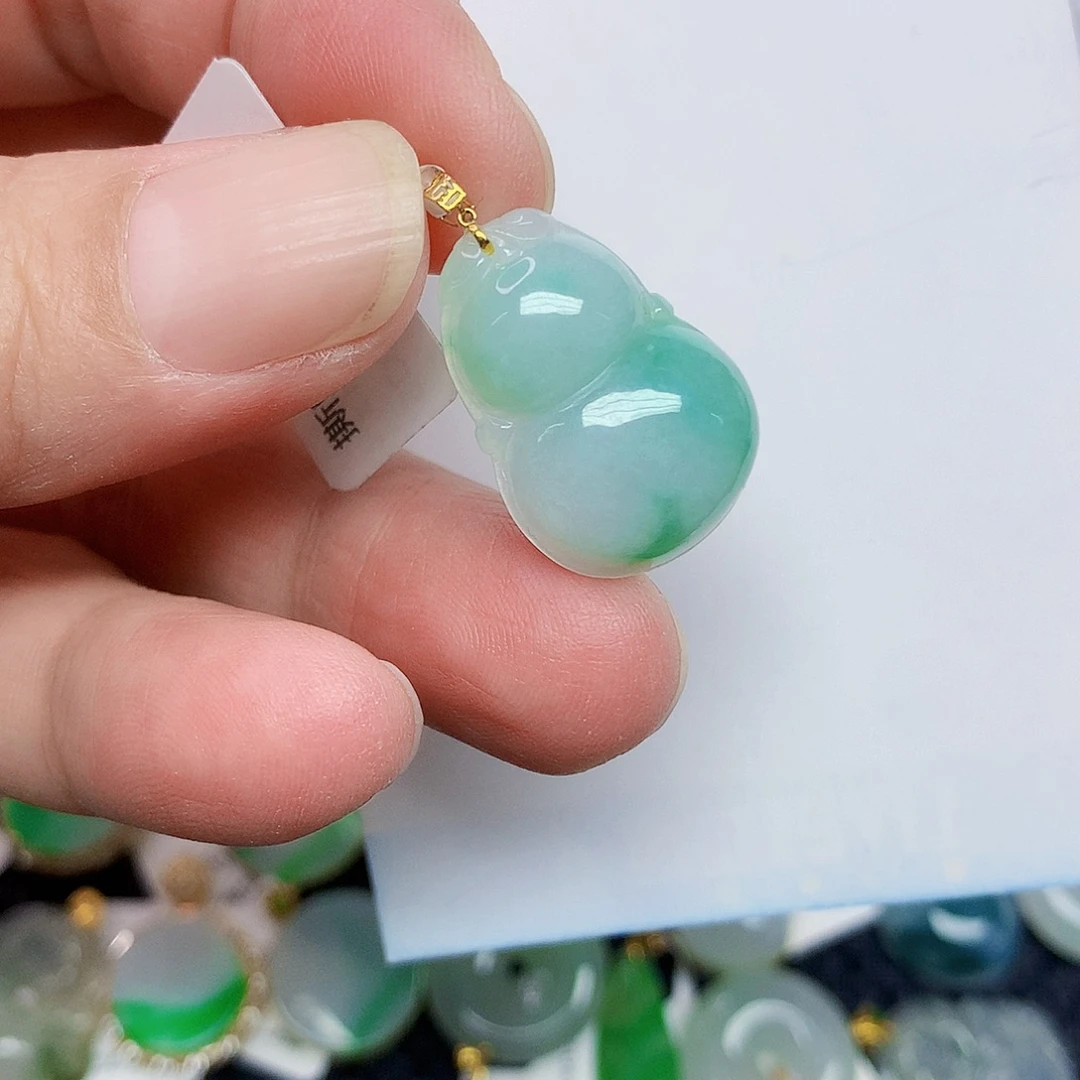 翡翠18K金镶嵌颈饰356778
