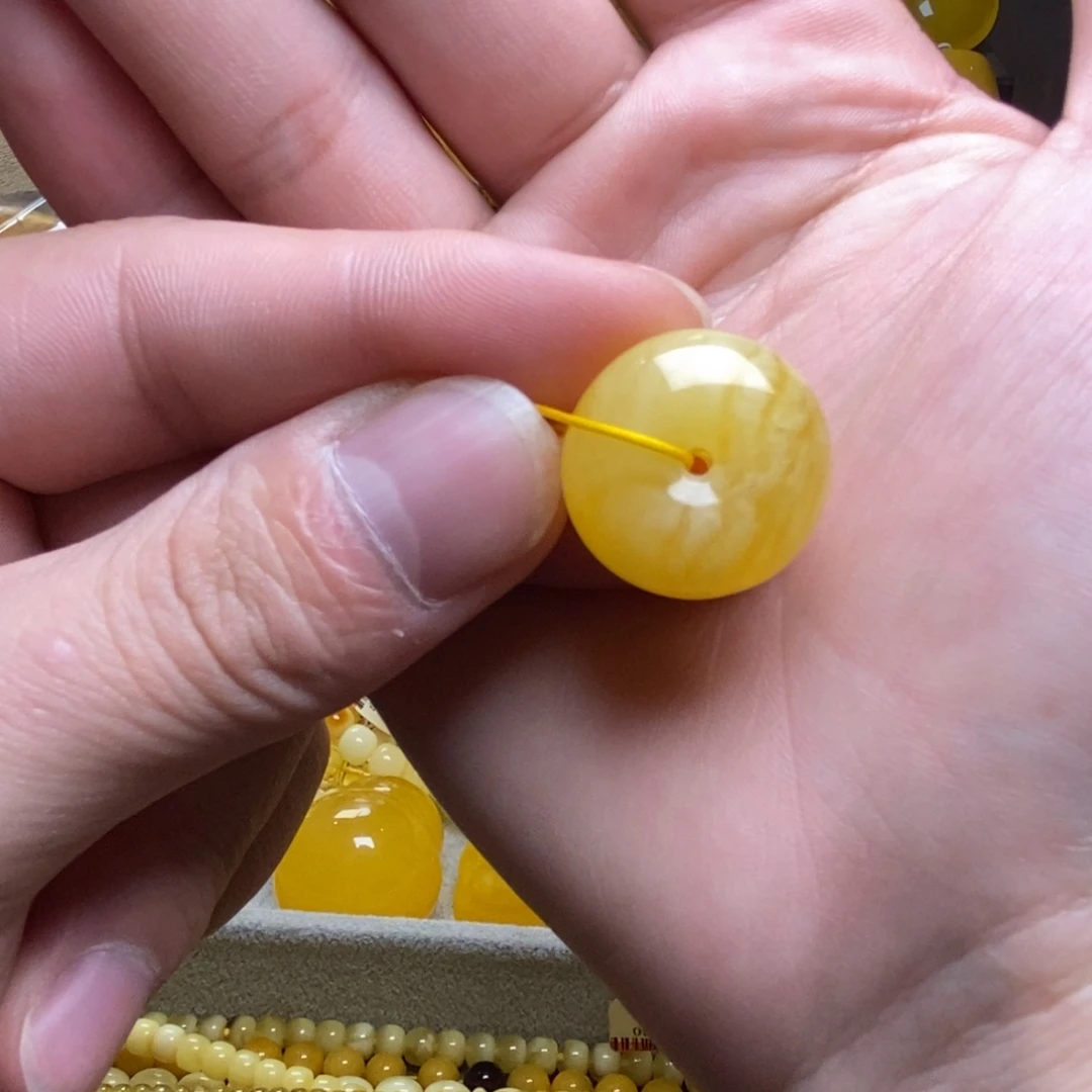 琥珀未镶嵌裸石蜜蜡