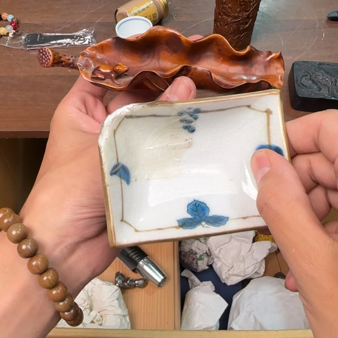 绿泥陶瓷孤品单件车里拍