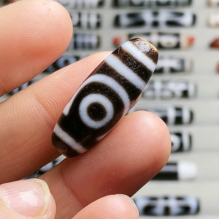 玛瑙/玉髓颈饰未镶嵌柱**子