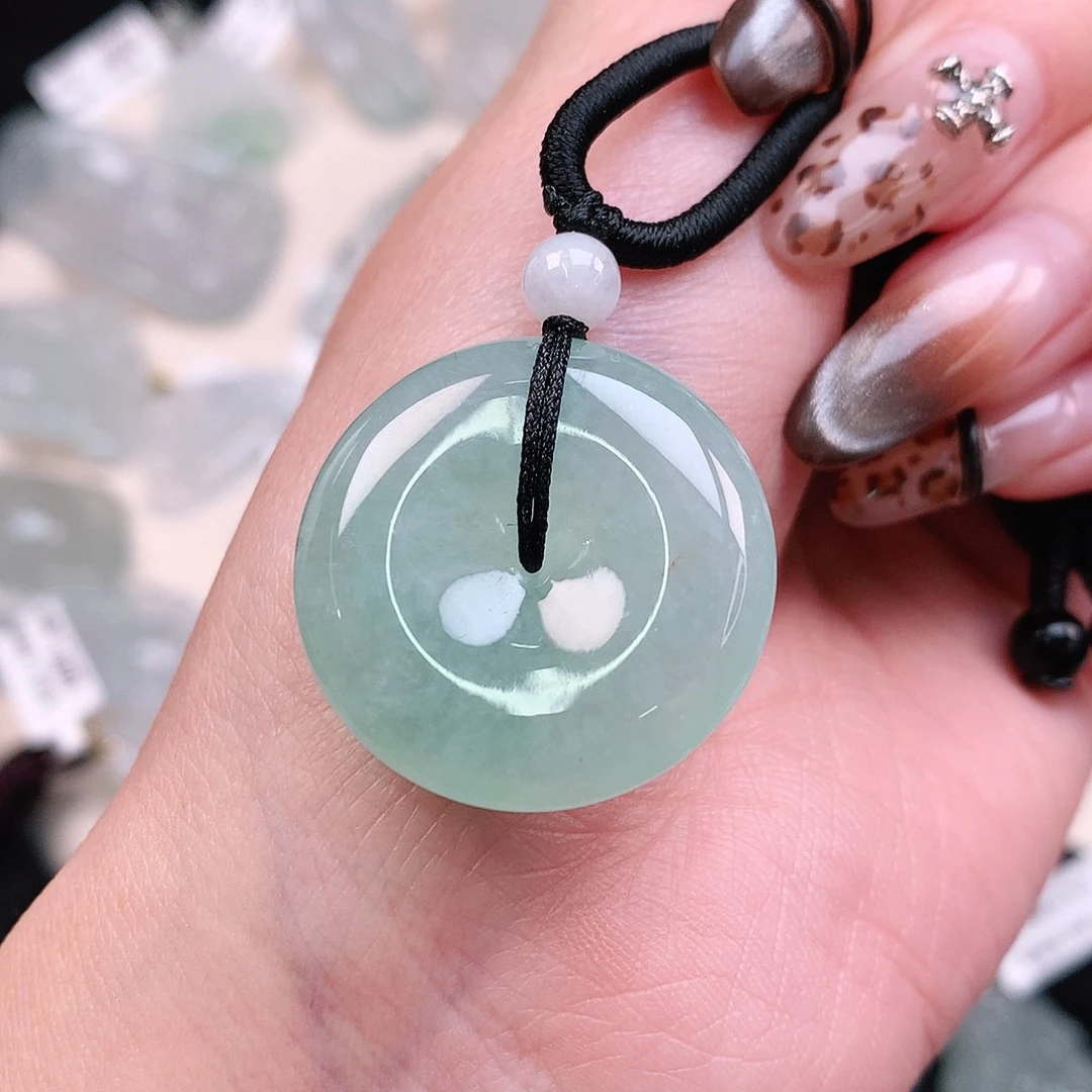 翡翠颈饰未镶嵌冰绿扣26.7、6.5