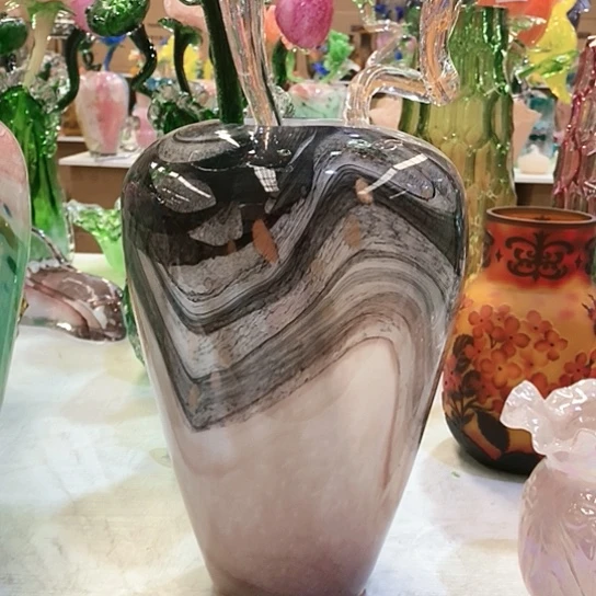 琉璃花瓶高38厘米口径9厘米