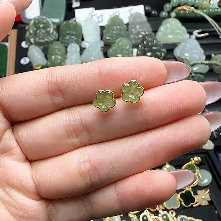 颈饰银S925镶嵌和田玉耳钉