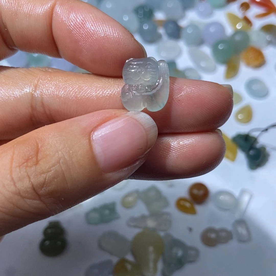 定制翡翠未镶嵌翡翠