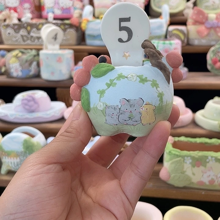 5…….手工手绘花盆