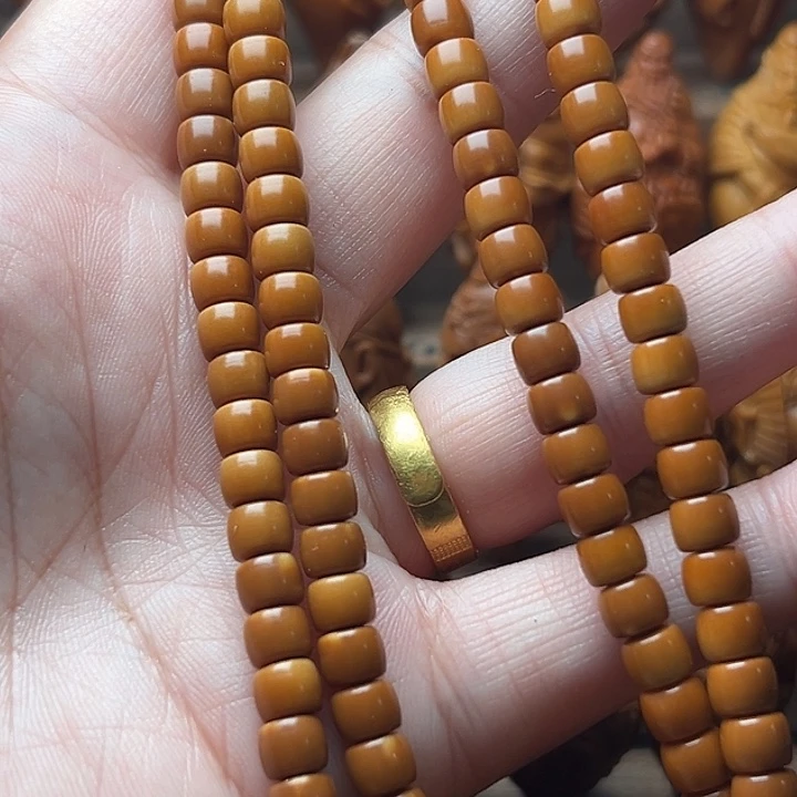 阿***面橄榄核吊坠橄榄核