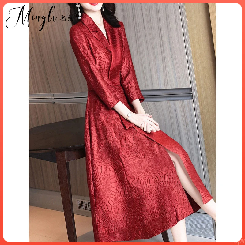 名缕品牌高级感穿搭2025年秋季红色气质提花收腰大摆长款西装连衣