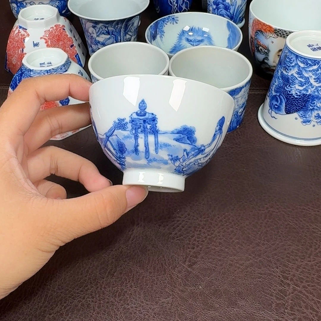 现代景德镇陶瓷杯