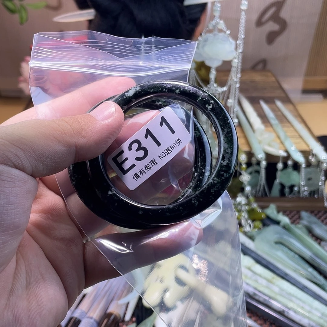 蛇纹石玉发饰未镶嵌燕**薯