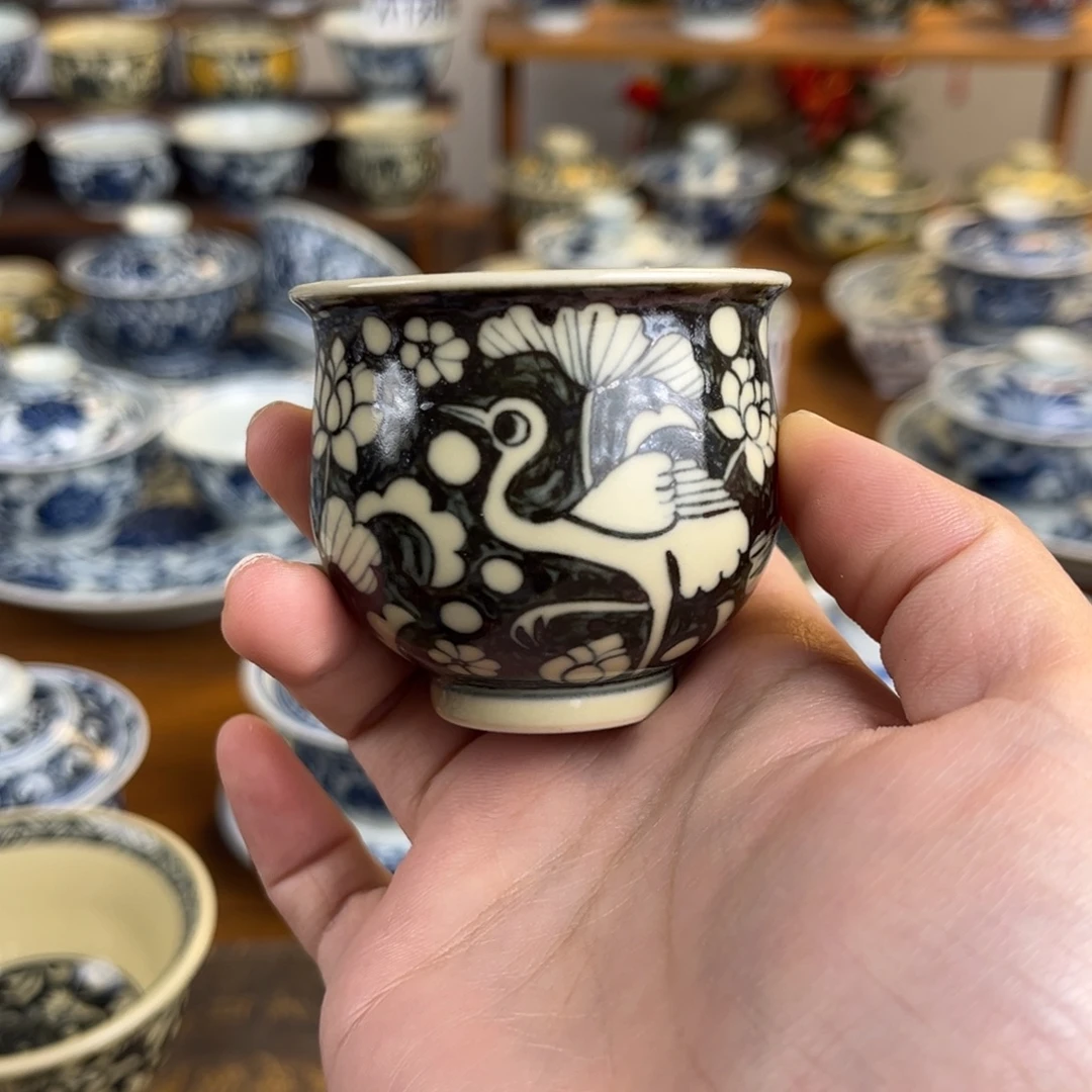 二号釉一鹭莲科杯子