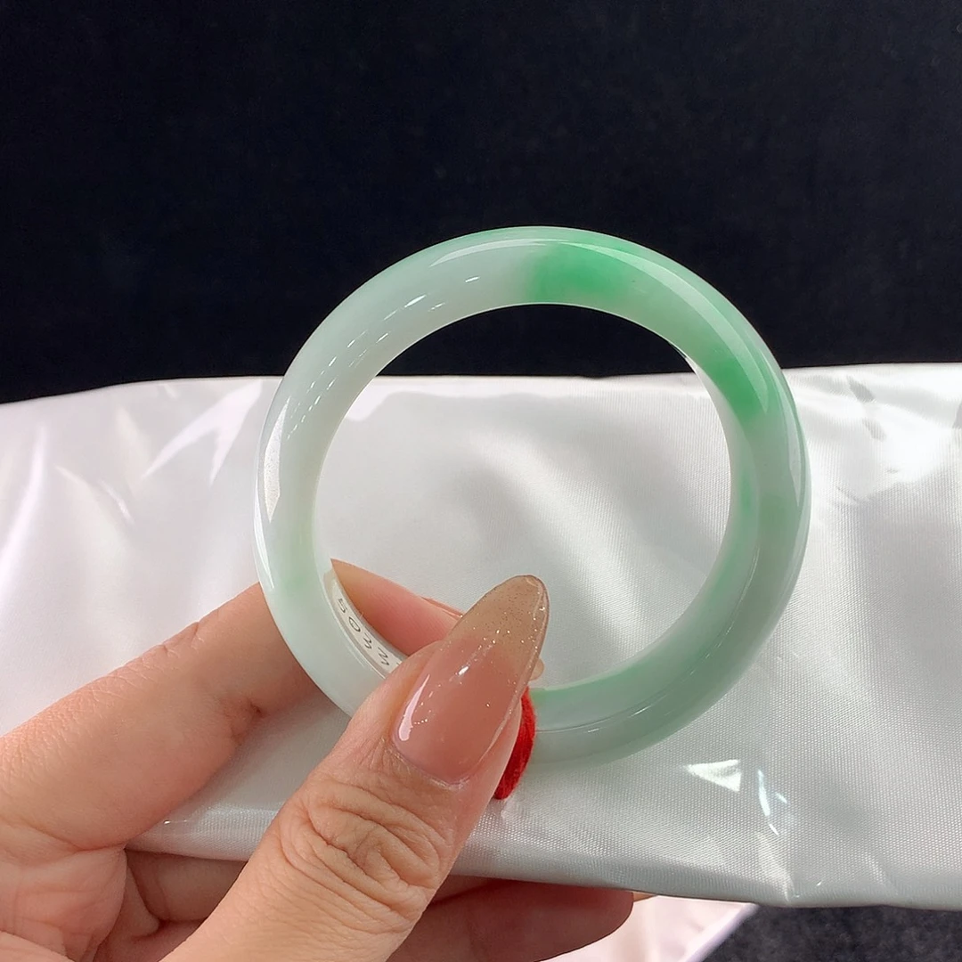 翡翠未镶嵌手镯正54