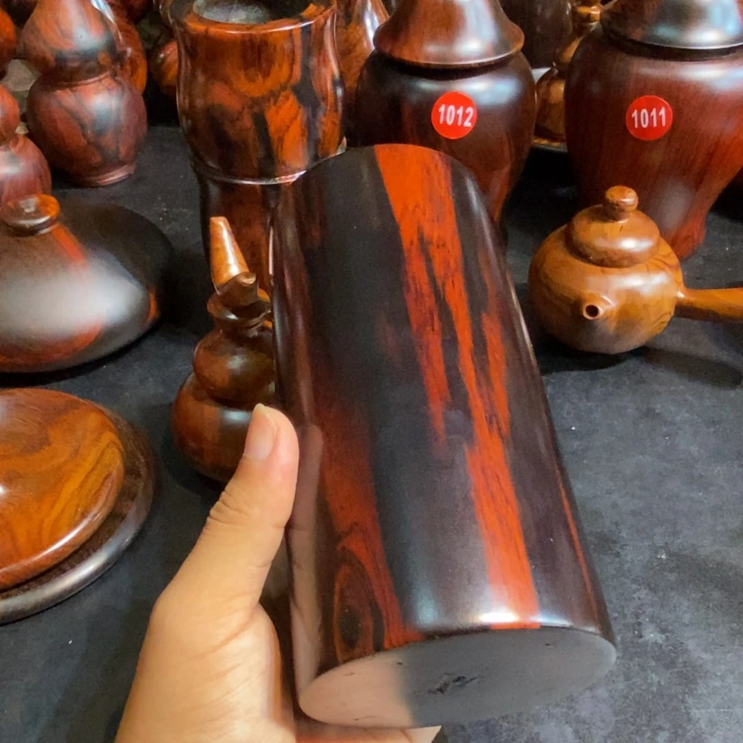 忽***忽笔筒一个特价包邮