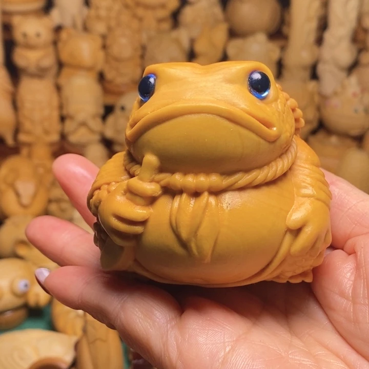 木黄扬木雕刻侠蟾直径7左右